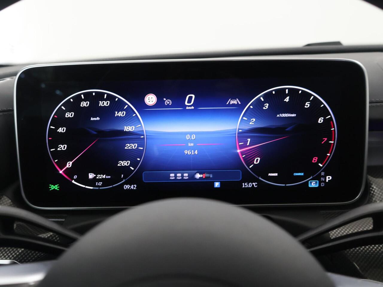 Mercedes-Benz C-KLASSE 180 Star Edition AMG Line | Keyless | Panoramadak | Digitaal Licht | 360* Camera |