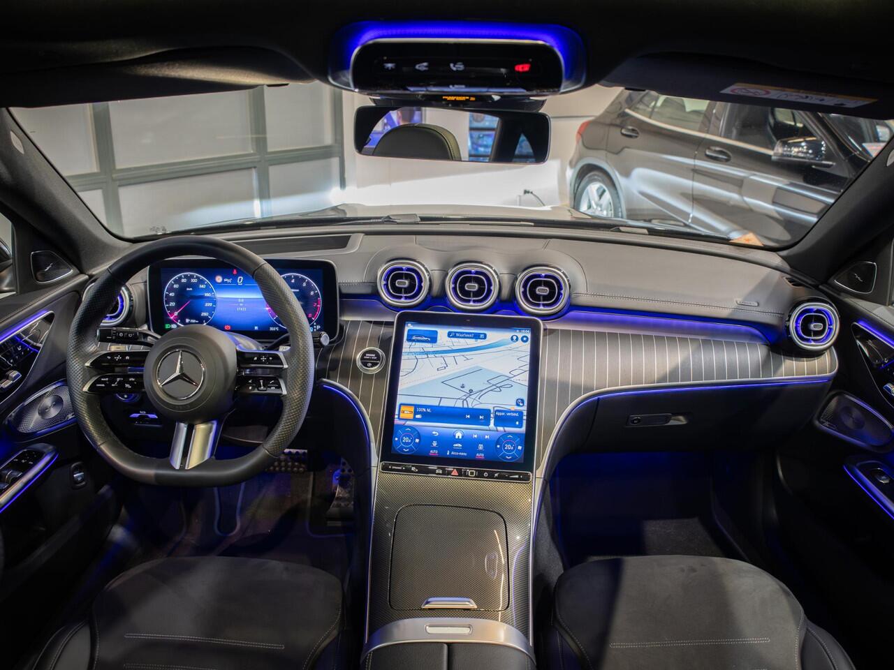 Mercedes-Benz C-KLASSE Estate 180 AMG Line Premium PLUS | Panorama dak | Trekhaak