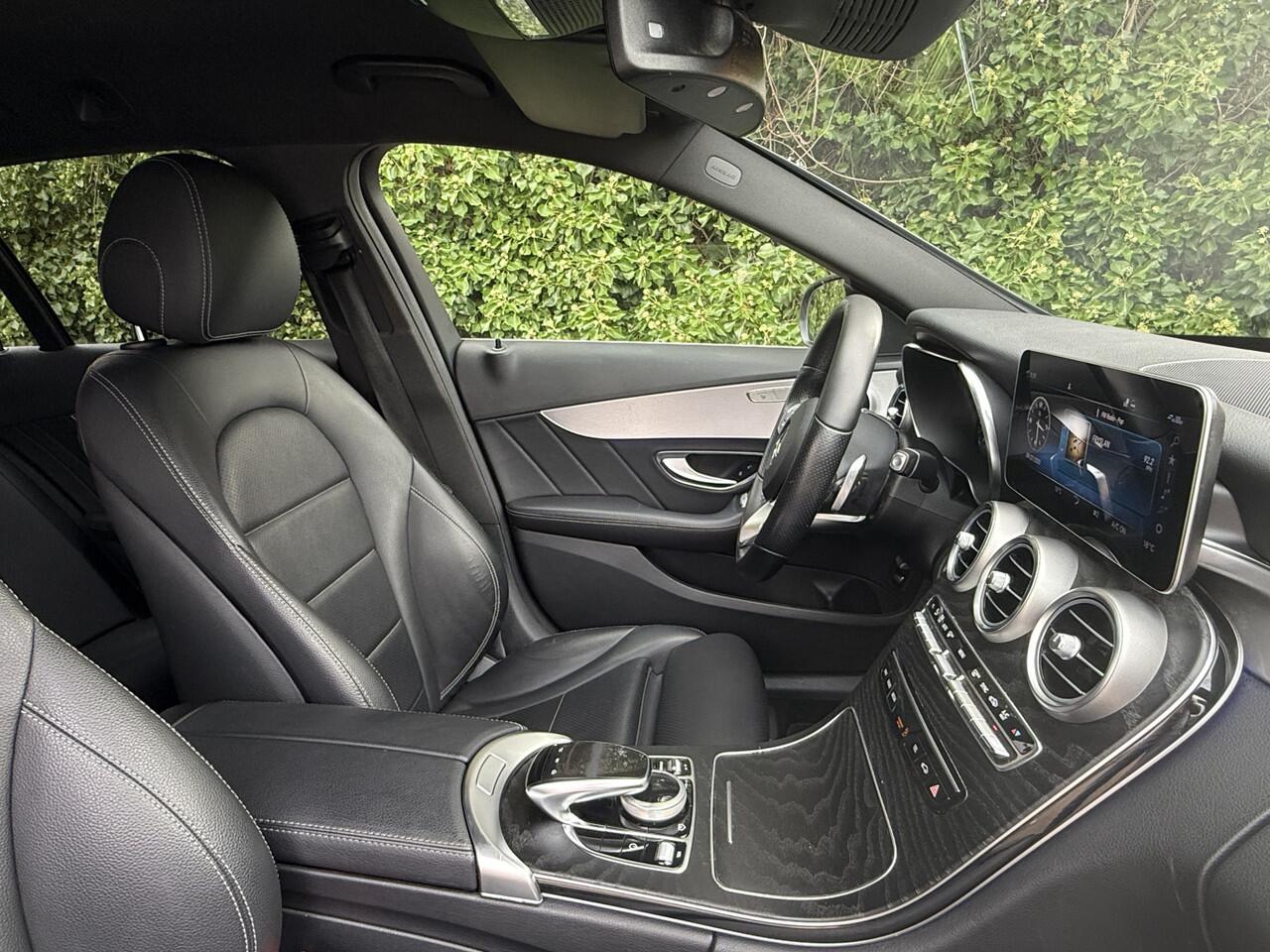 Mercedes-Benz C-KLASSE Estate 200 AMG I Facelift I Virtual Cockpit I Facelift