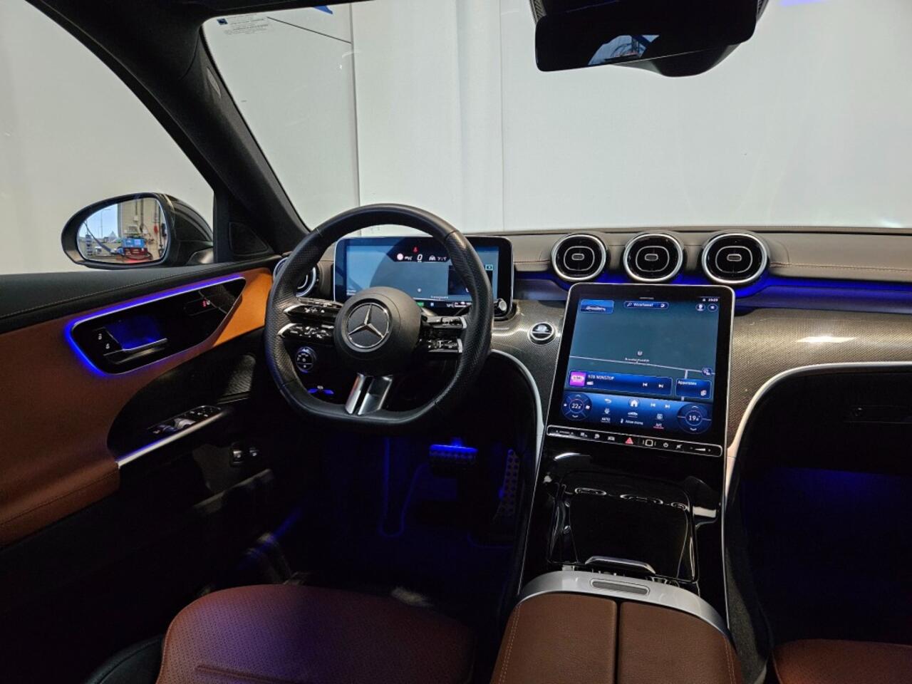 Mercedes-Benz C-KLASSE Estate 300 e AMG Line / Camera / Sfeerverlichting / NL Auto