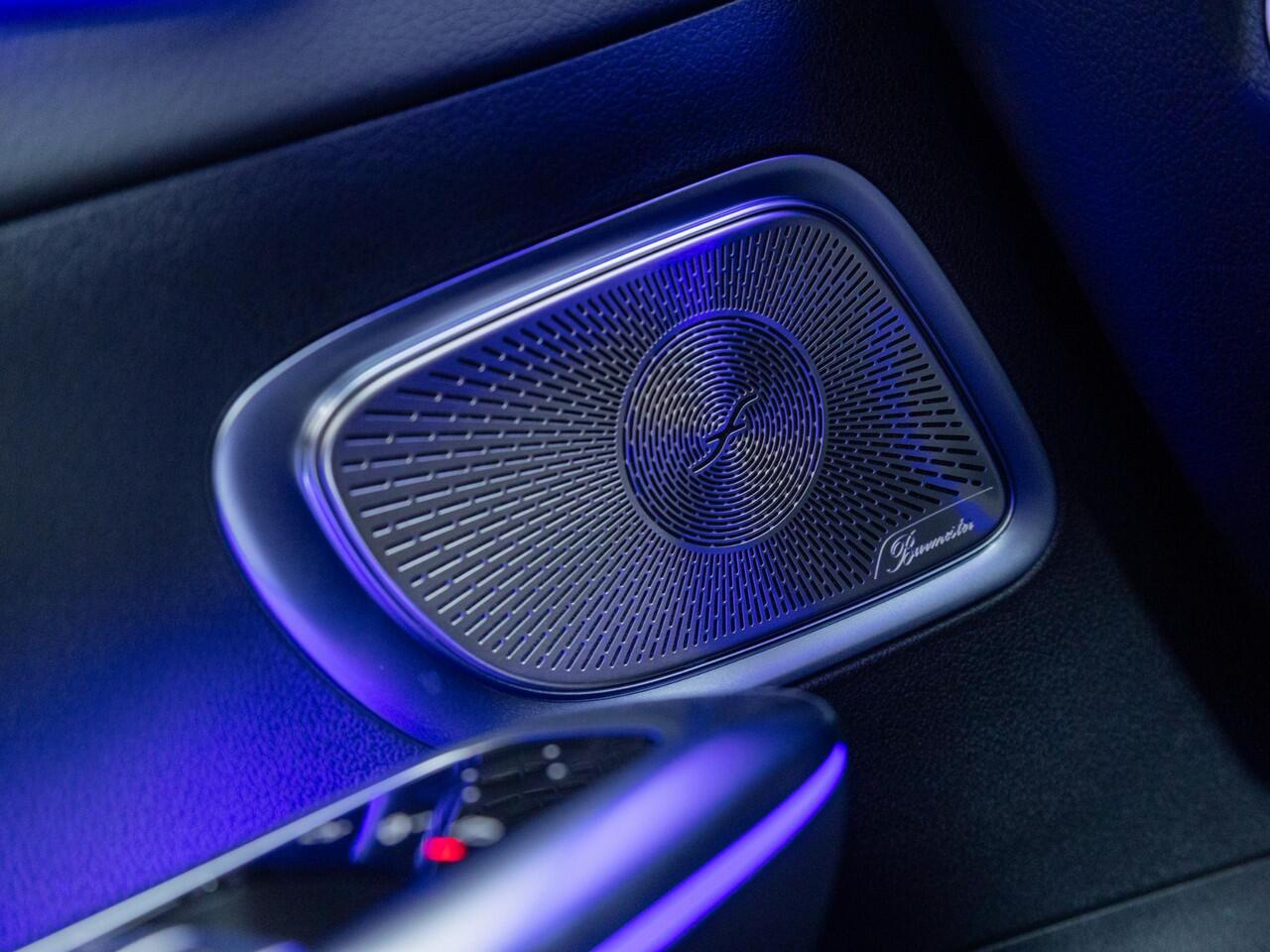 Mercedes-Benz C-KLASSE Limousine 300 e Star Edition AMG Line LIMITED Premium PLUS | Panorama dak | Trekhaak