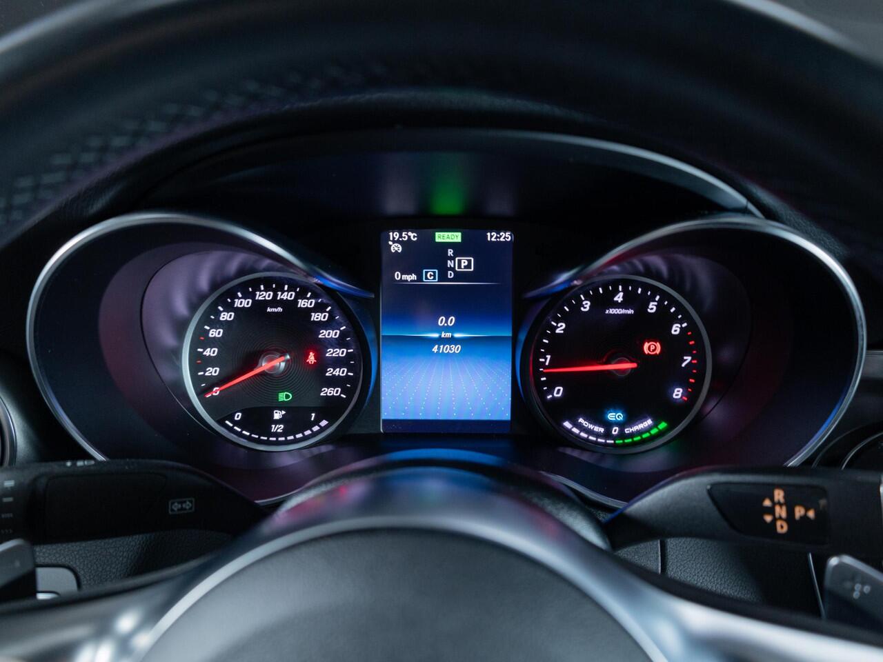 Mercedes-Benz C-KLASSE Coupé 200 Line: AMG