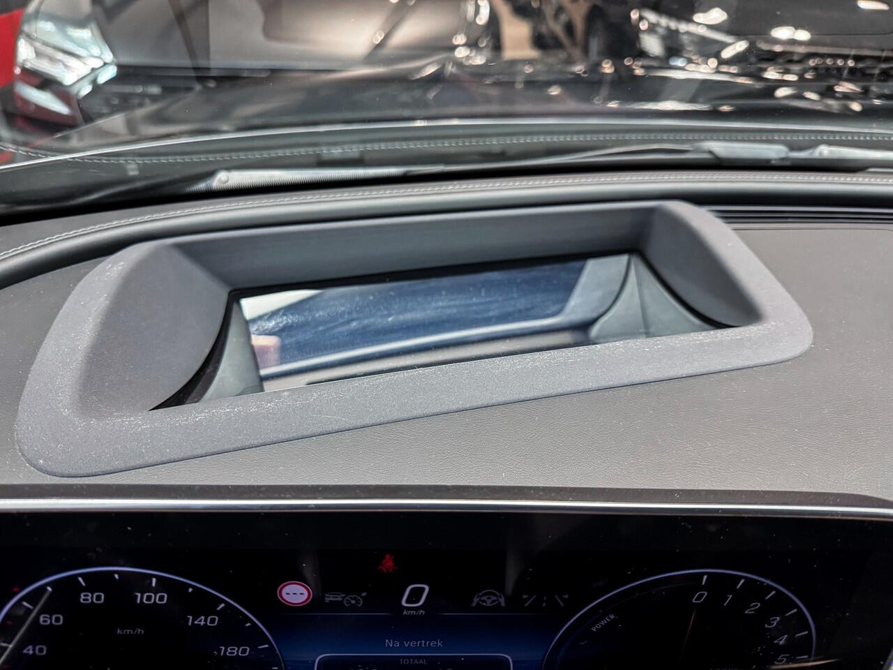 Mercedes-Benz C-KLASSE Estate C300 e AMG |Massage|Trekhaak|Stoelventilatie|HUD|Panorama