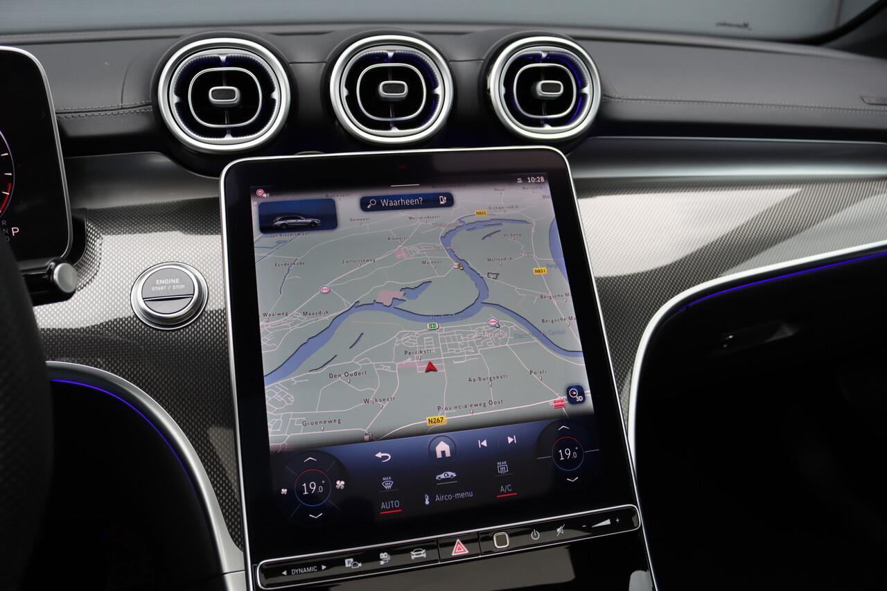 Mercedes-Benz C-KLASSE Estate 300 e AMG Line | Distronic | Memory | Panoramadak | Camera | Trekhaak | High Perf. LED | Nightpakket | Sfeerverlichting Premium | Stoelverwarming | Dodehoekassistent |