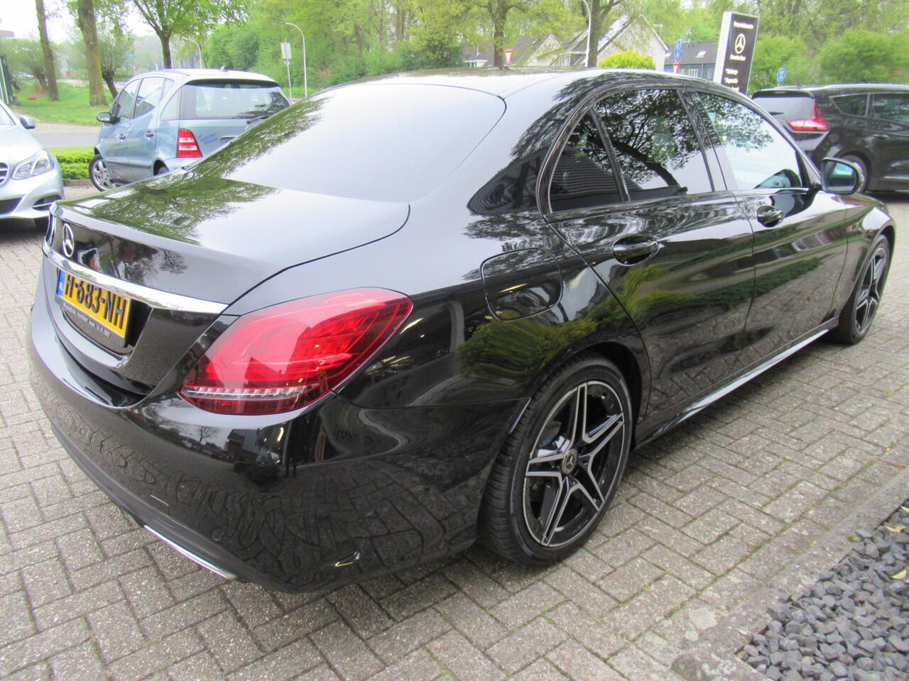 Mercedes-Benz C-KLASSE 180 Premium Pack Night/Trekhaak/Camera/AMG