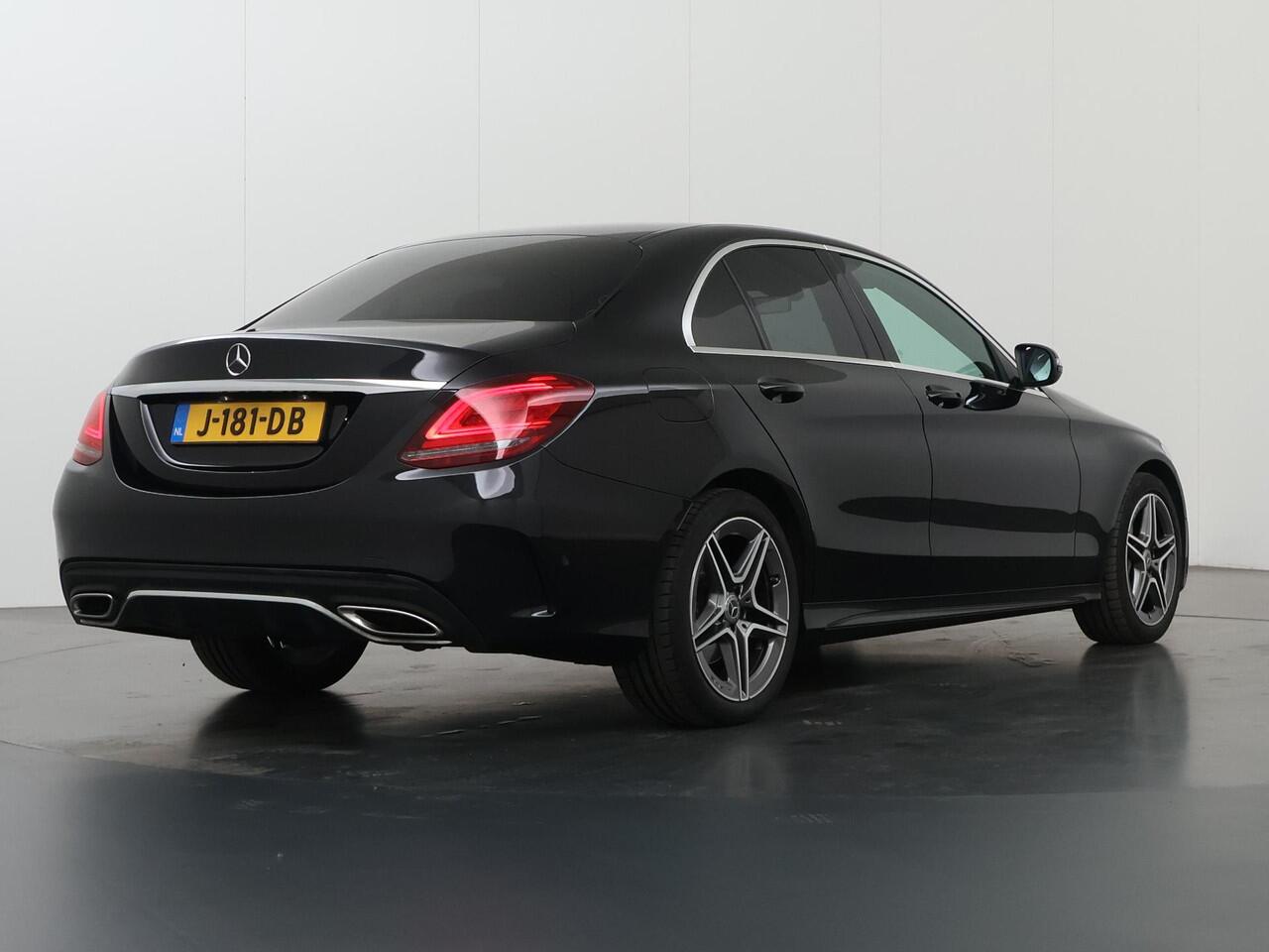 Mercedes-Benz C-KLASSE 180 Business Solution AMG | High Peformance LED | Stoelverwarming | Widescreen |