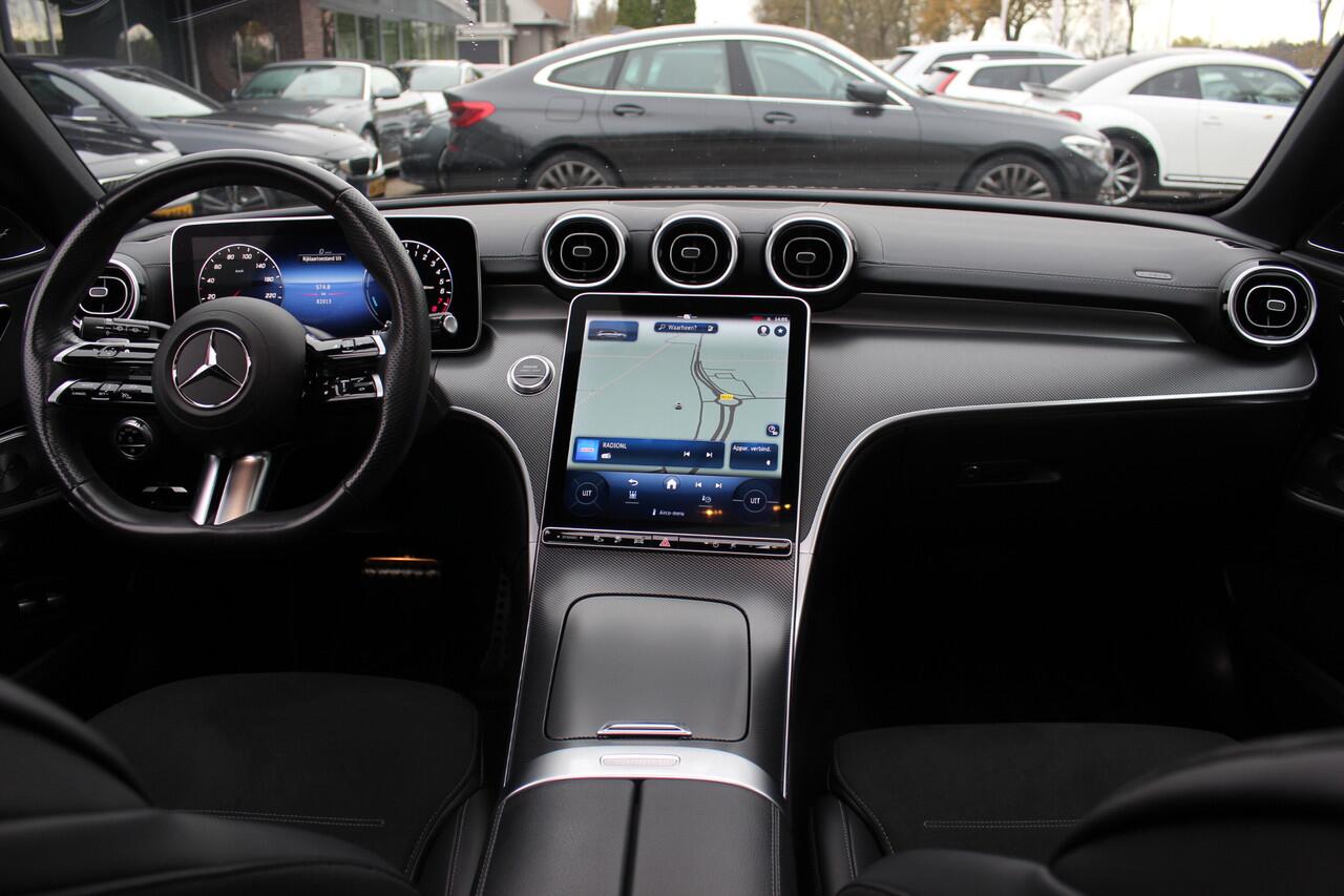 Mercedes-Benz C-KLASSE Estate 300 e 4MATIC AMG Line / Panoramadak / 360Camera / Burmester / Sfeerverlichting / 18'' / CarPlay / Stoelverwarming / DAB / Cruise Control