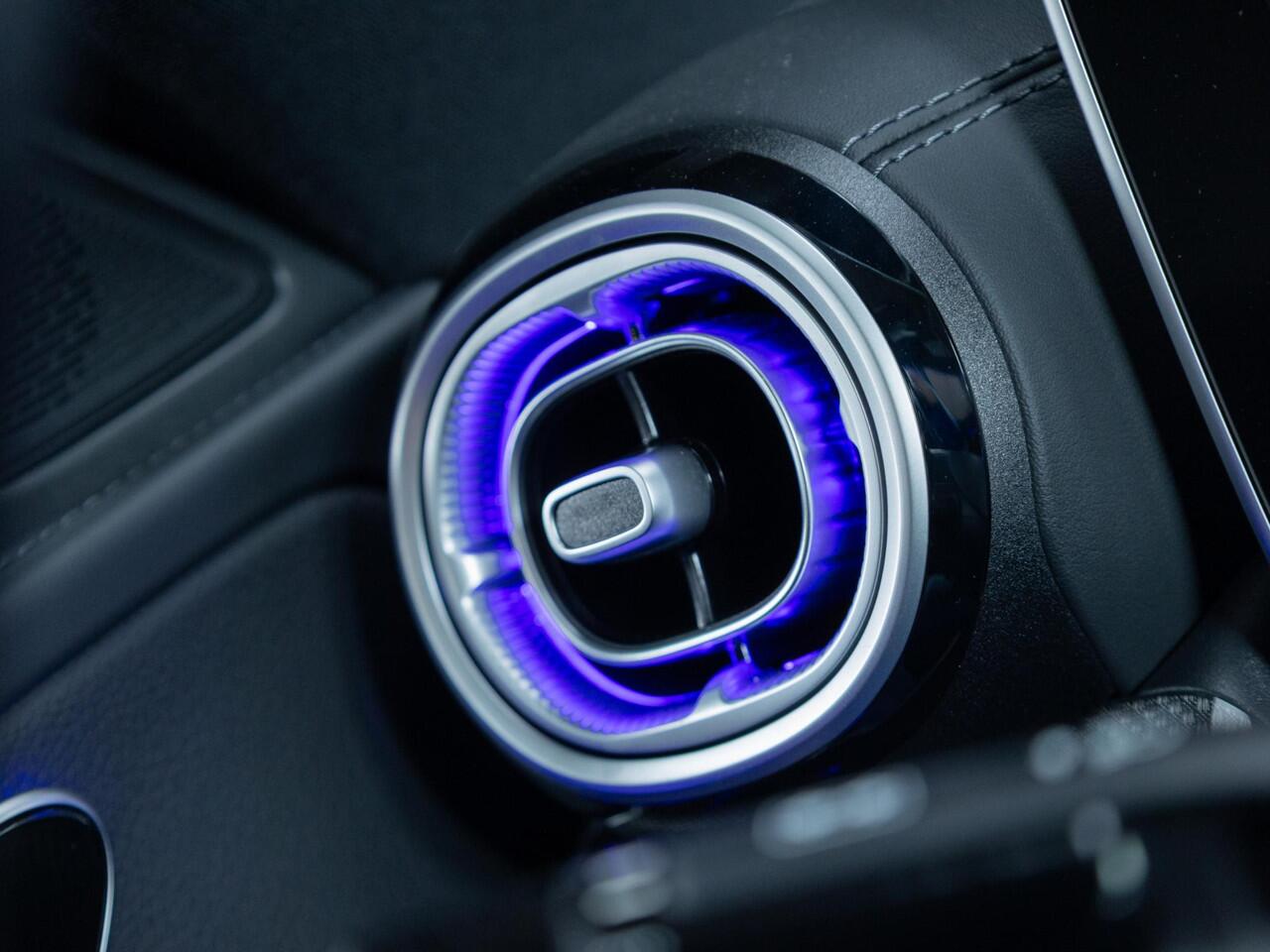 Mercedes-Benz C-KLASSE Limousine 180 Star Edition AMG Line Panorama dak