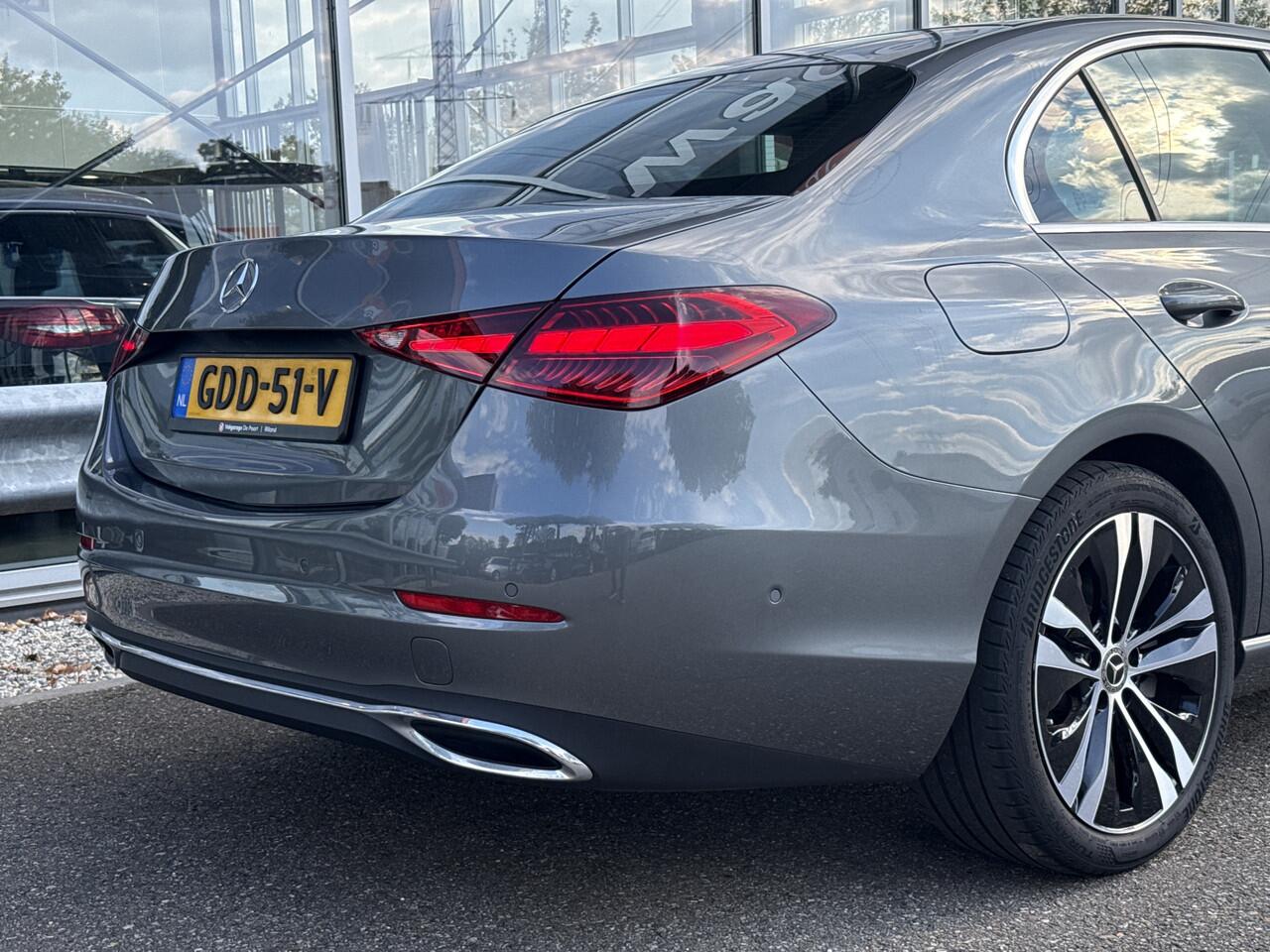 Mercedes-Benz C-KLASSE 180 Luxury Line | Sfeerverl. | Memory seat | Carplay | Dodehoek as.