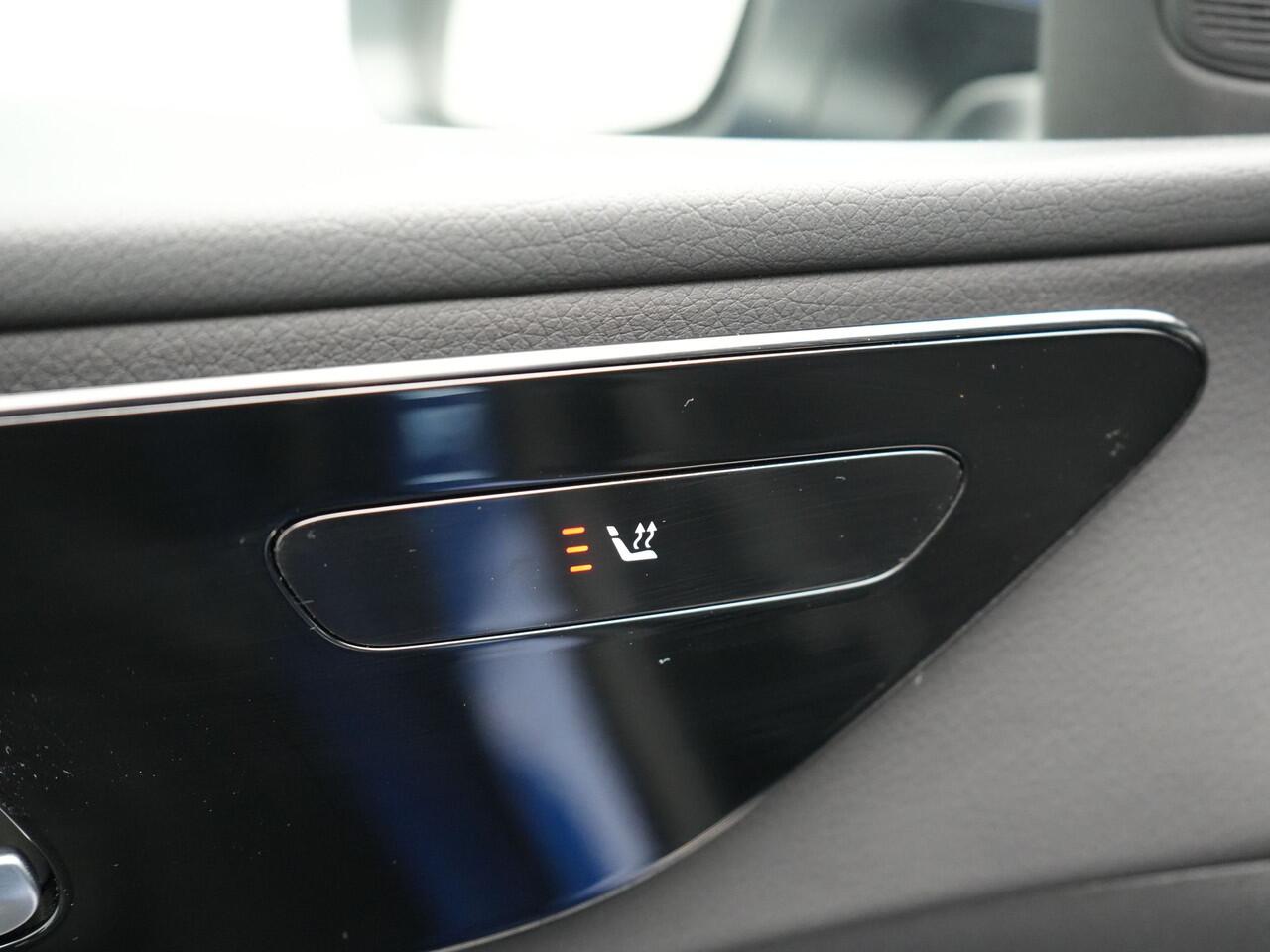 Mercedes-Benz C-KLASSE Estate 300 e Plug In Hybrid 320pk NIEUW MODEL MY2023 | PHEV | Adaptive Cruise | Camera | Stoelverwarming | Apple Carplay | DAB | LED | Navi Full Map | Virtual |