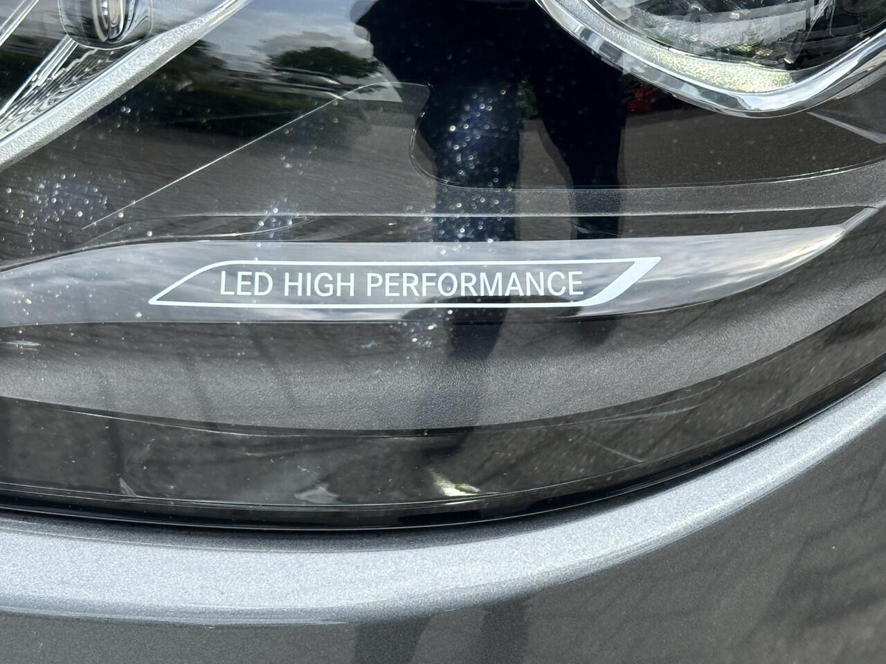 Mercedes-Benz C-KLASSE 200 Avantgarde Camera | Stoelverw. | Sfeerverlichting |