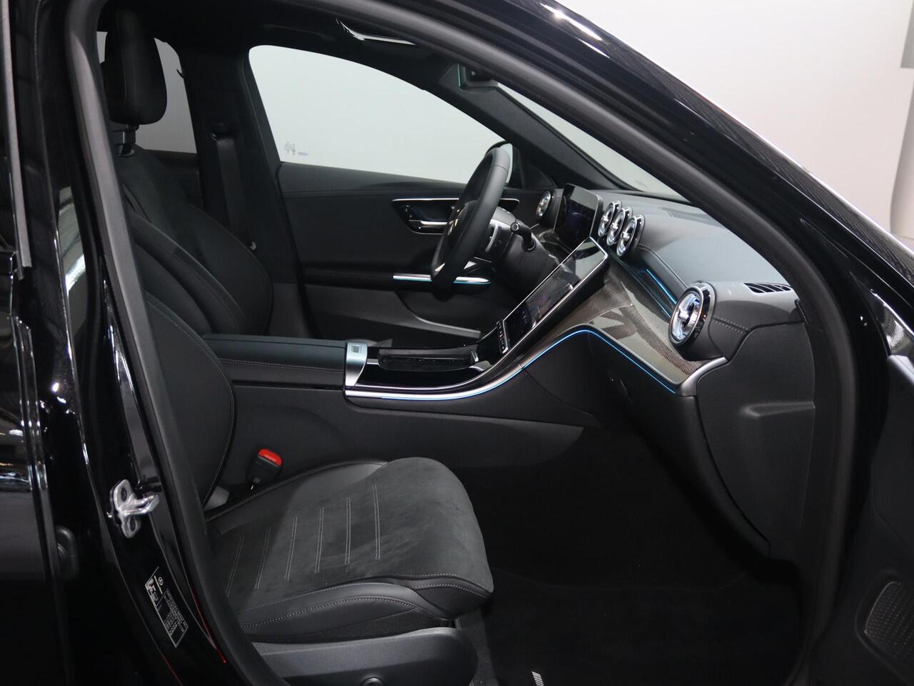 Mercedes-Benz C-KLASSE 180 Star Edition AMG Line LIMITED | Panoramaschuifdak | Distronic | Achteruitrijcamera | Night |