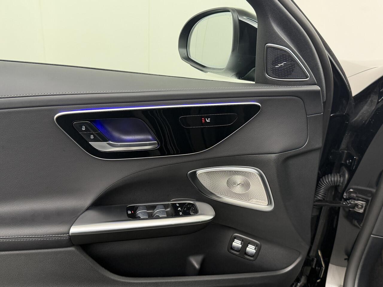 Mercedes-Benz C-KLASSE Estate C 300 e AMG Line | Pano Burmester Trekhaak