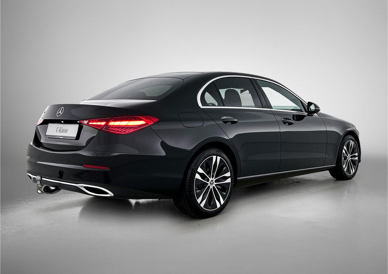 Mercedes-Benz C-KLASSE 300 e Business Solution Luxury | Trekhaak | Winter pakket | Antidiefstalpakket GUARD 360° Plus | Warmtewerend, donkergetint glas | Smartphone integratie | Memorypakket | Premium sfeerverlichting |