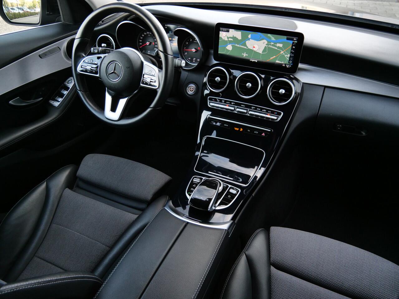 Mercedes-Benz C-KLASSE Estate 180 Business Solution 157 Pk Automaat Navigatie / Camera / DAB / Sfeerverlichting