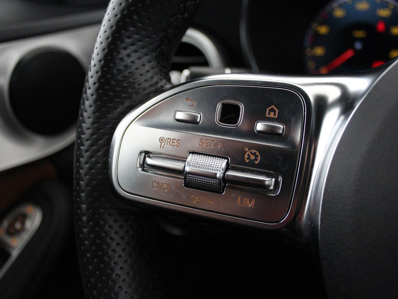 Mercedes-Benz C-KLASSE 180 Business Solution AMG | LED | Clima | Leder |*