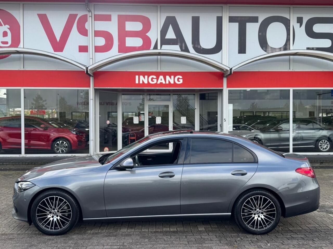 Mercedes-Benz C-KLASSE C 180 HYBRIDE AUT. 190PK SCHUIFDAK NAVI CAMERA CARPLAY SFEERVERLICHTING AIRCO LMV PDC