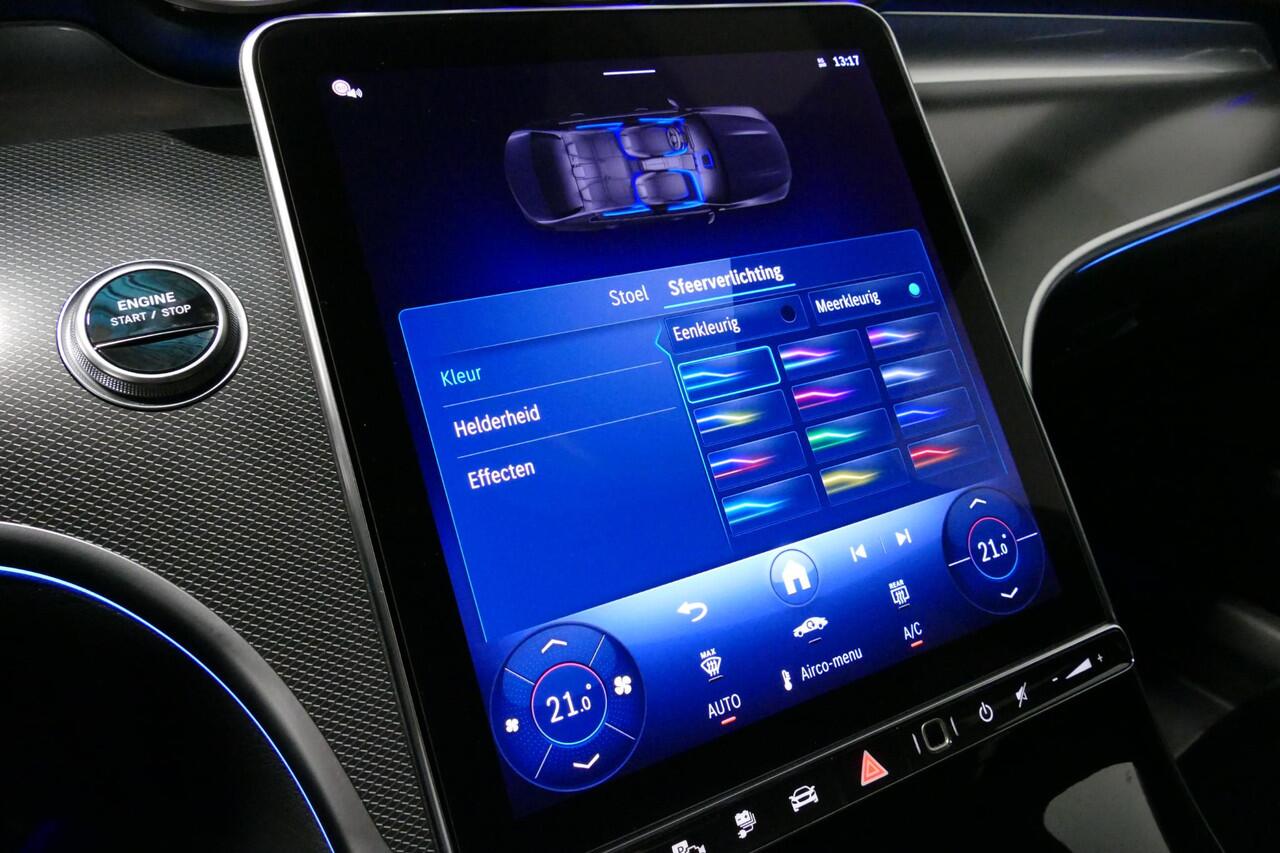 Mercedes-Benz C-KLASSE 300 e AMG Line / C63s AMG Diffuser / Panamericana Grille / Panoramadak / Elektr. verstelbare voorstoelen + memory / Ambienteverlichting / Laser Digital Light / Apple Carplay - Android Auto / Rondomzichtcamera / Stoelverwarming / 20'' LMV / Achteruitrijcam