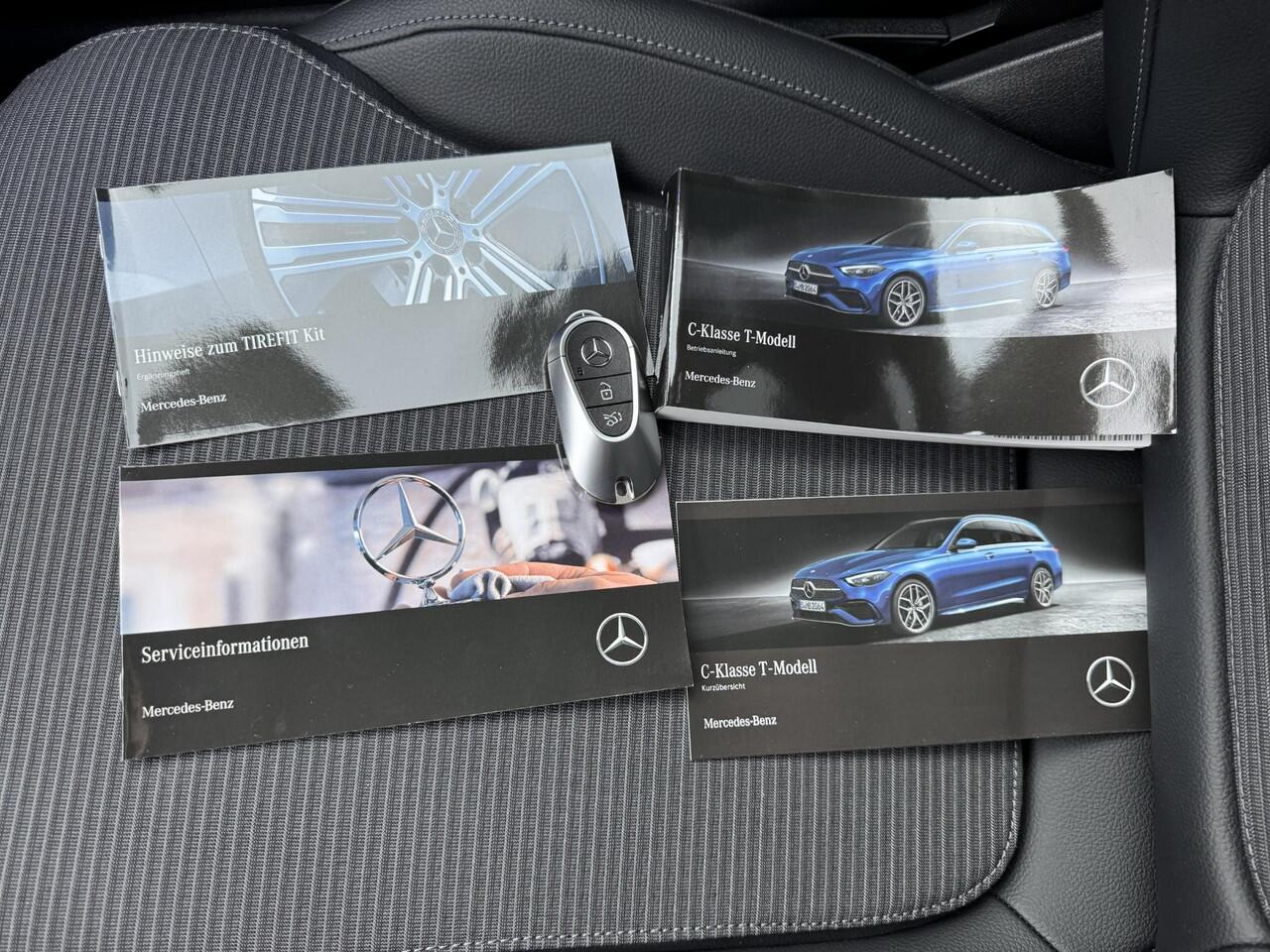 Mercedes-Benz C-KLASSE Estate Luxury Line 180 / Zeer complete/luxe / Burmester audio / Glascoating / Sfeerverlichting / 360 graden camera / Elektrisch verstelbare stoelen met memory functie / Elektrisch verstelbaar stuur