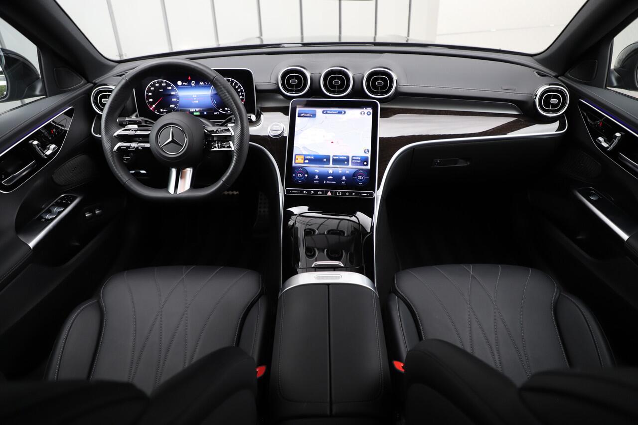 Mercedes-Benz C-KLASSE 300e AMG | 313PK | Keyles-go | Memory | Digital-light | Sfeerverlichting | Distronic | Stoelverw. | Stuurwielverw. | Standkachel | 2024.