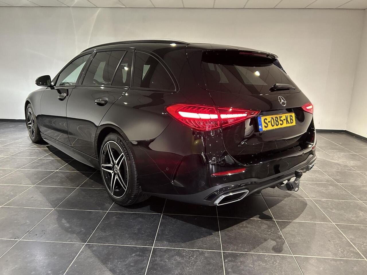 Mercedes-Benz C-KLASSE Estate 200 AMG Line | Trekhaak | Fender audio |