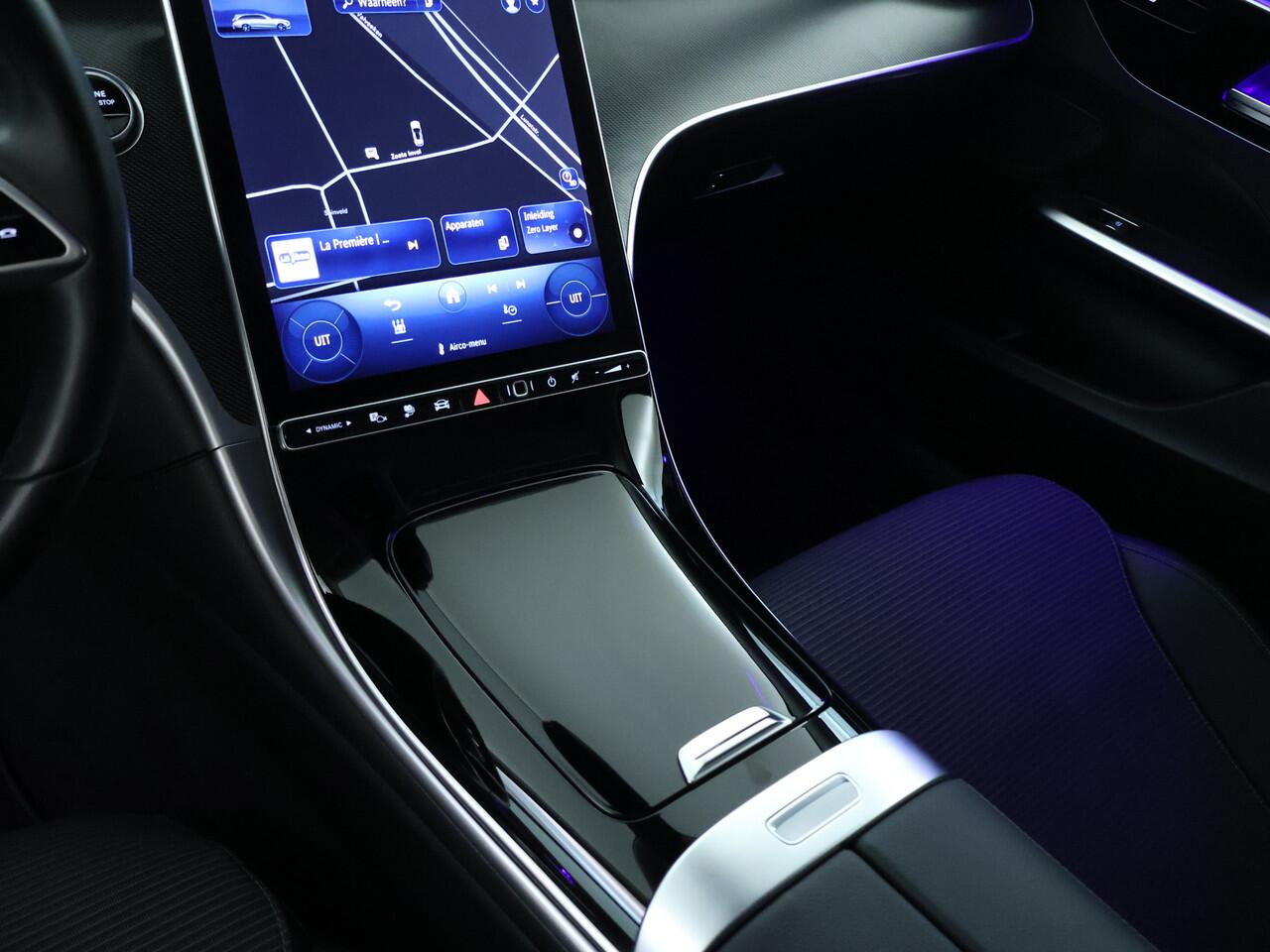 Mercedes-Benz C-KLASSE Estate 300 e Plug-In Hybride | Ledkoplampen | dodehoekassistent | Achteruitrijcamera | Easy Pack achterklep | Inclusief 24 maanden MB Certified garantie voor Europa.