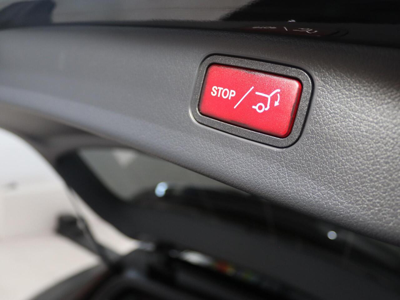 Mercedes-Benz C-KLASSE 180 Star Edition AMG Line LIMITED | Panoramaschuifdak | Distronic | Achteruitrijcamera | Night |