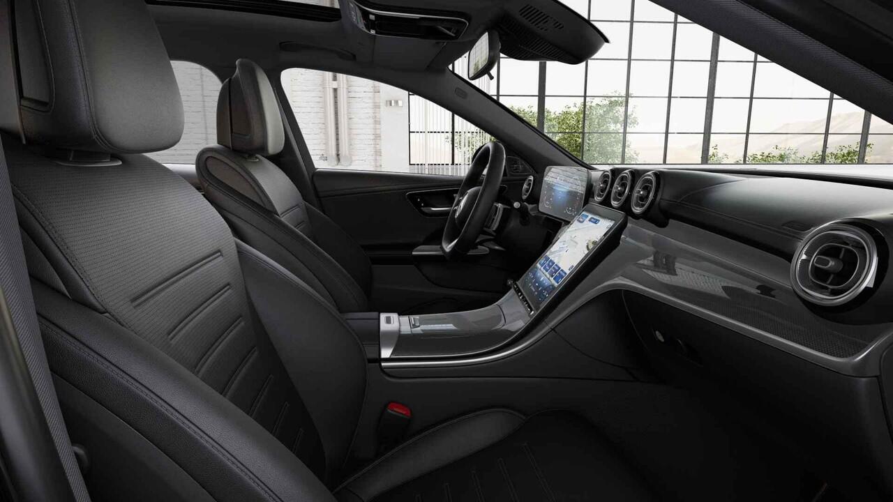 Mercedes-Benz C-KLASSE Estate 300e Business Solution AMG | Panoramaschuifdak | Burmester | Rijassistentiepakket | DIGITAL LIGHT | Trekhaak |