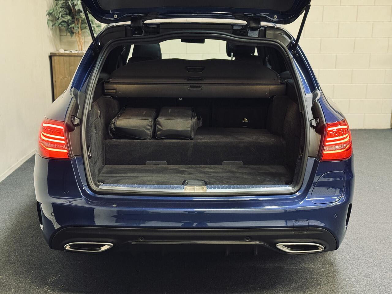 Mercedes-Benz C-KLASSE Estate 300e AMG Night | Panorama | HeadUp | Leder | Multibeam