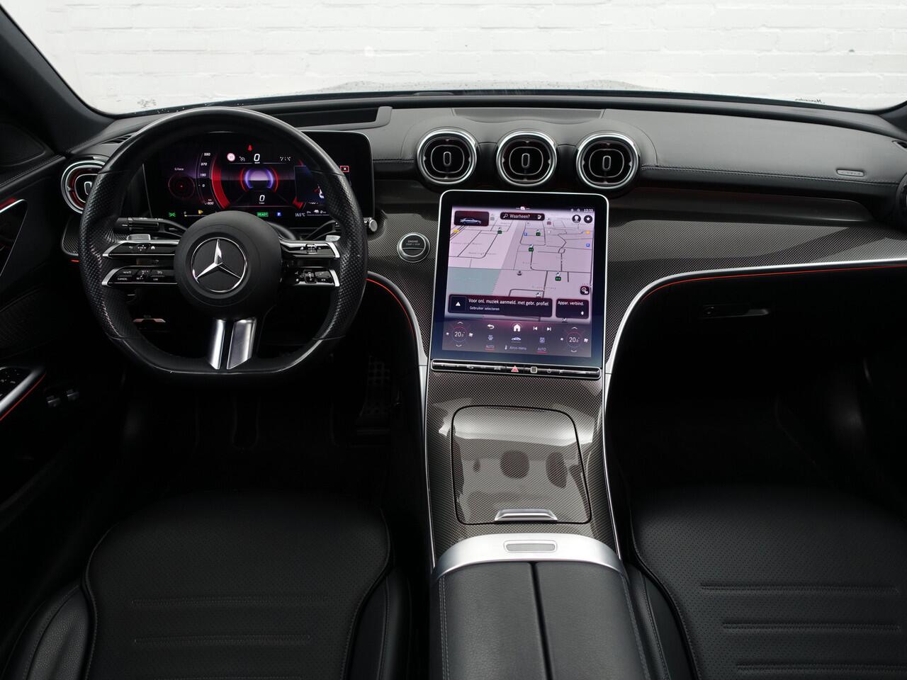 Mercedes-Benz C-KLASSE 300 e AMG Line Aut- Panoramadak, Head Up, 360 Camera, Sfeerverlichting, Memory Seats, Xenon Led