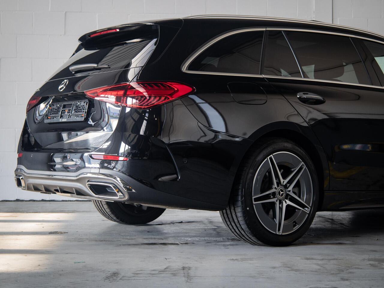 Mercedes-Benz C-KLASSE Estate 300 e AMG Line Premium | Panorama dak | Trekhaak