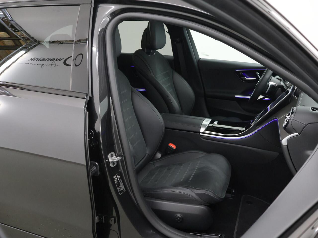 Mercedes-Benz C-KLASSE Estate 180 Business Solution AMG | Panoramadak | 19-Inch | Trekhaak | Digital Light | Night pakket | Memory pakket | Stoelverwarming