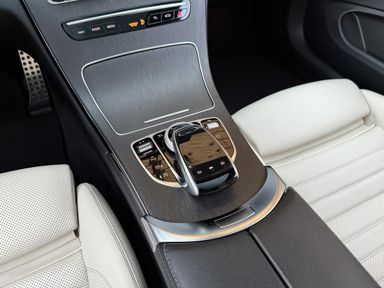 Mercedes-Benz C-KLASSE Coupé 300 AMG l Burmester l Pano l 360° l LED l Night