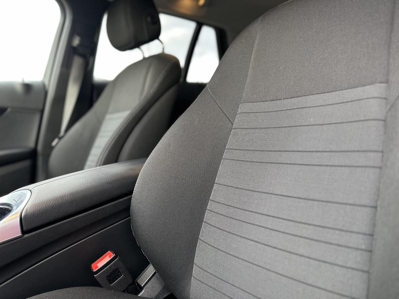 Mercedes-Benz C-KLASSE Estate 180 Business Solution | Trekhaak | Dealer onderhouden