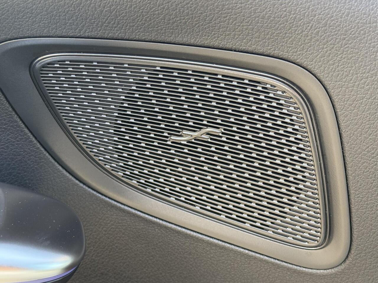 Mercedes-Benz C-KLASSE Estate 300 e AMG Line