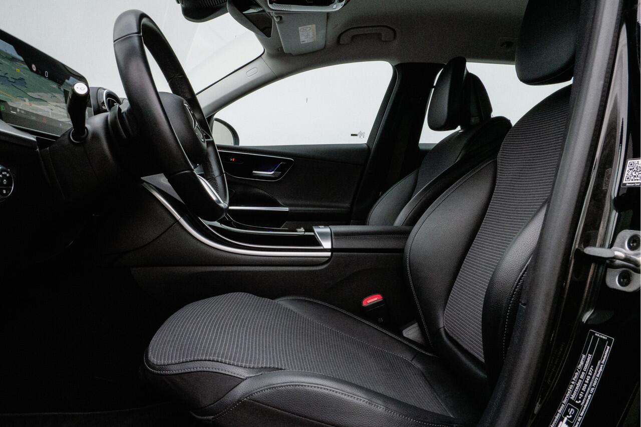 Mercedes-Benz C-KLASSE Estate 180 Luxury Line Half lederen int./ Stoelverwarming/ Ambiance verl./ LED/ Camera/ Adapt. cruise