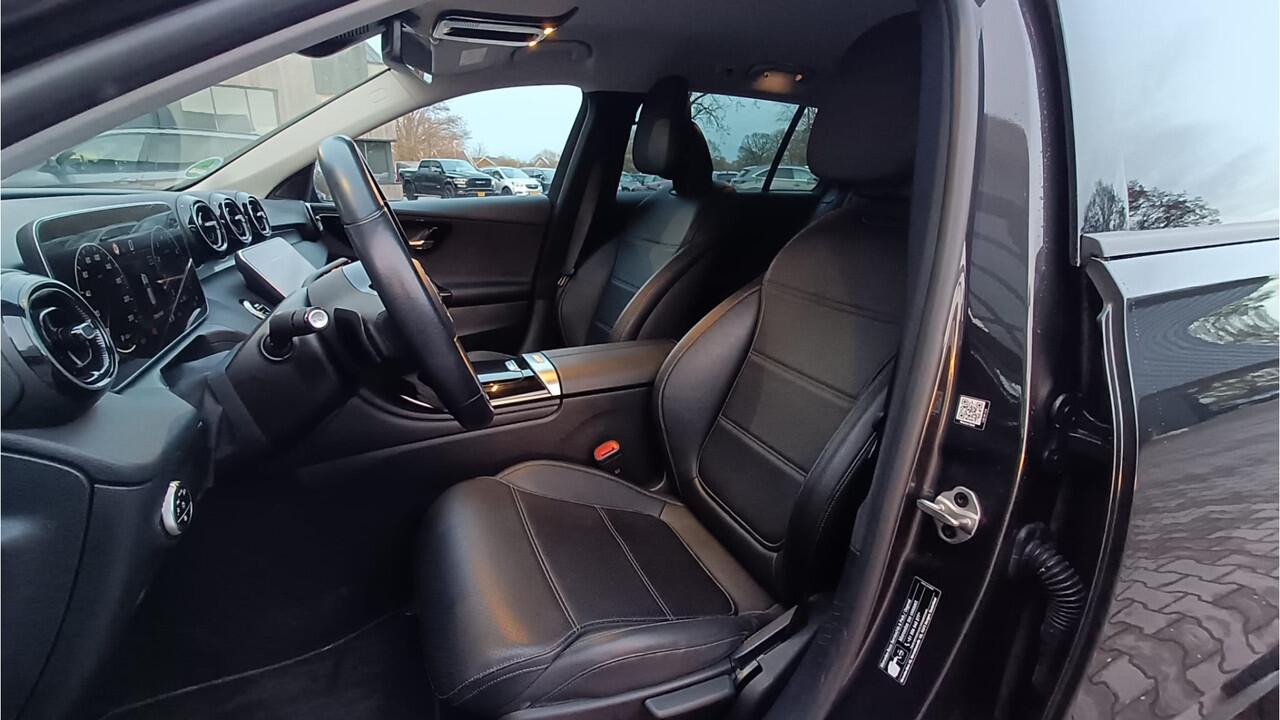 Mercedes-Benz C-KLASSE Estate 200 Launch Edition Business Line LED afn. trekhaak Leder Apple-Android Stoelverw. Camera