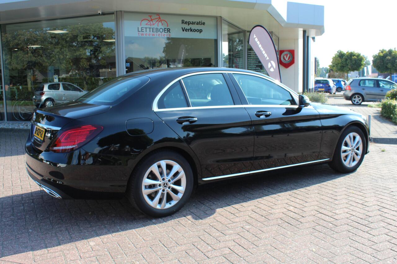 Mercedes-Benz C-KLASSE 180 Advantage Pack | Stoelverwarming | Lage KM | ZGAN |