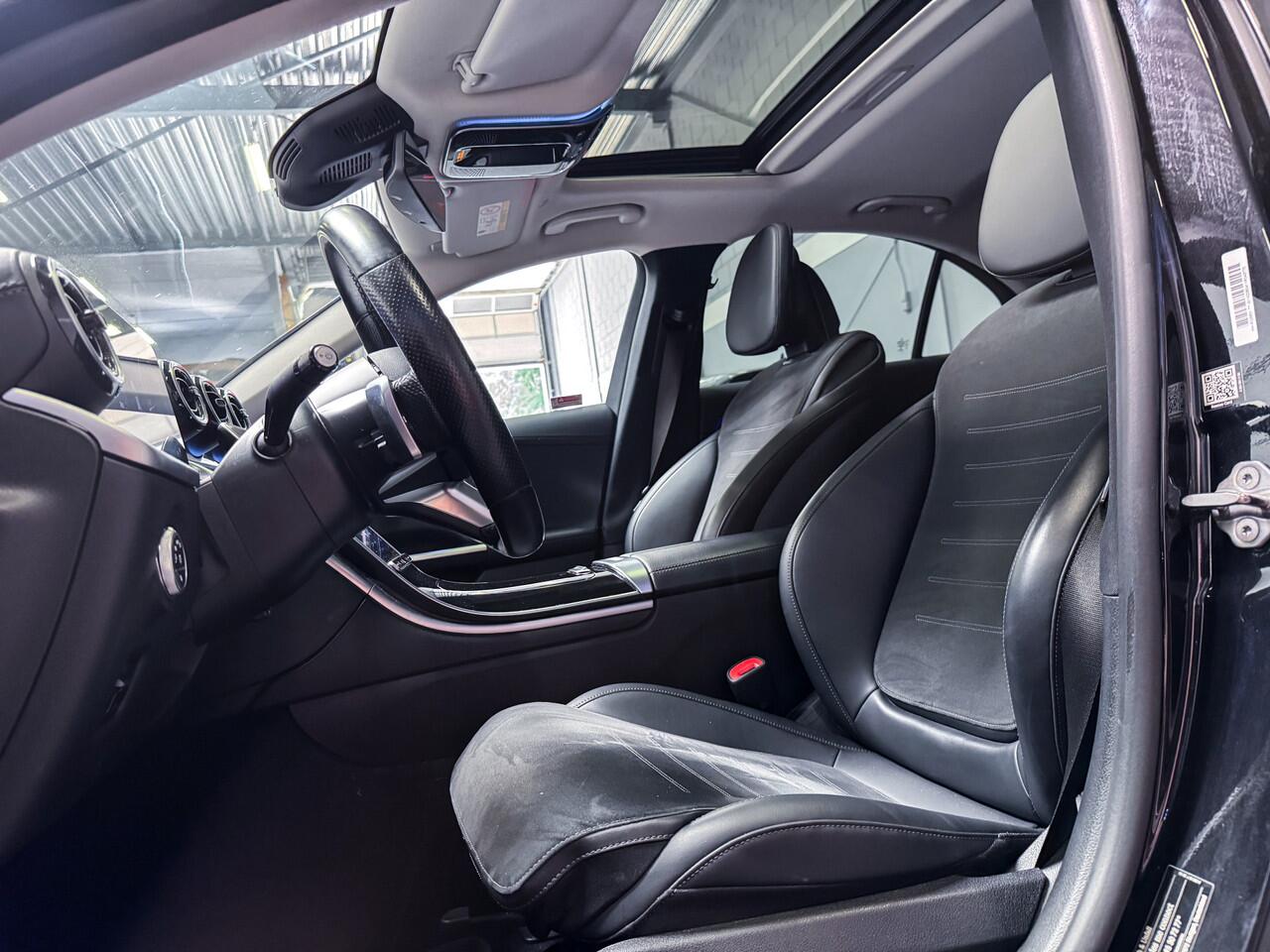 Mercedes-Benz C-KLASSE C180 AMG |LED|Schuifdak|Sfeer|Camera