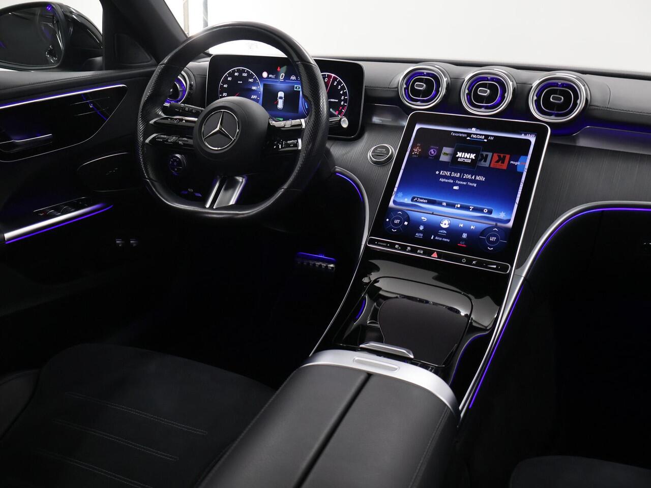 Mercedes-Benz C-KLASSE Estate 300 e AMG Line | Night | 360 camera | Panoramadak | Rijassistentiepakket | Sfeerverlichting | Premium sound system |