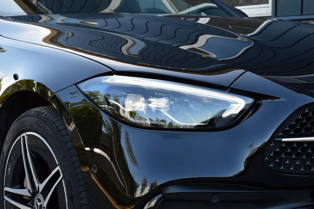 Mercedes-Benz C-KLASSE Estate 300 e AMG Line Rijklaarprijs-Garantie Panorama dak Leder Led Sfeerverlichting Navigatie