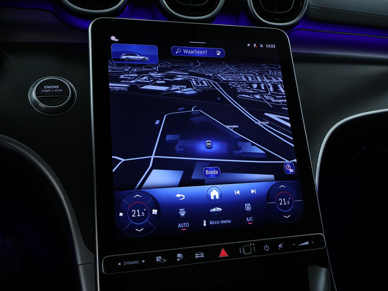 Mercedes-Benz C-KLASSE Estate 300 e AMG Plug-In Hybride | AMG Line | Night Pakket | Trekhaak | Panorama Schuif-Kanteldak | Dodehoek Assist | Stuur en Stoelverwarming | Inclusief 24 maanden MB Certified garantie voor Europa.