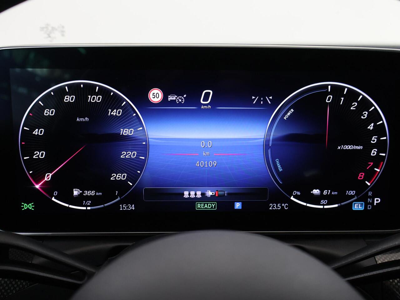 Mercedes-Benz C-KLASSE Estate 300 e AMG Line | Night | Trekhaak | Panoramadak | Sfeerverlichting |