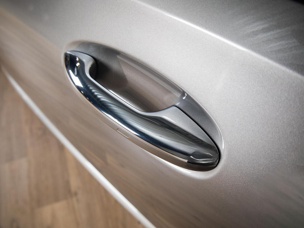 Mercedes-Benz C-KLASSE Limousine 300 e AMG Line Premium PLUS | Panorama dak