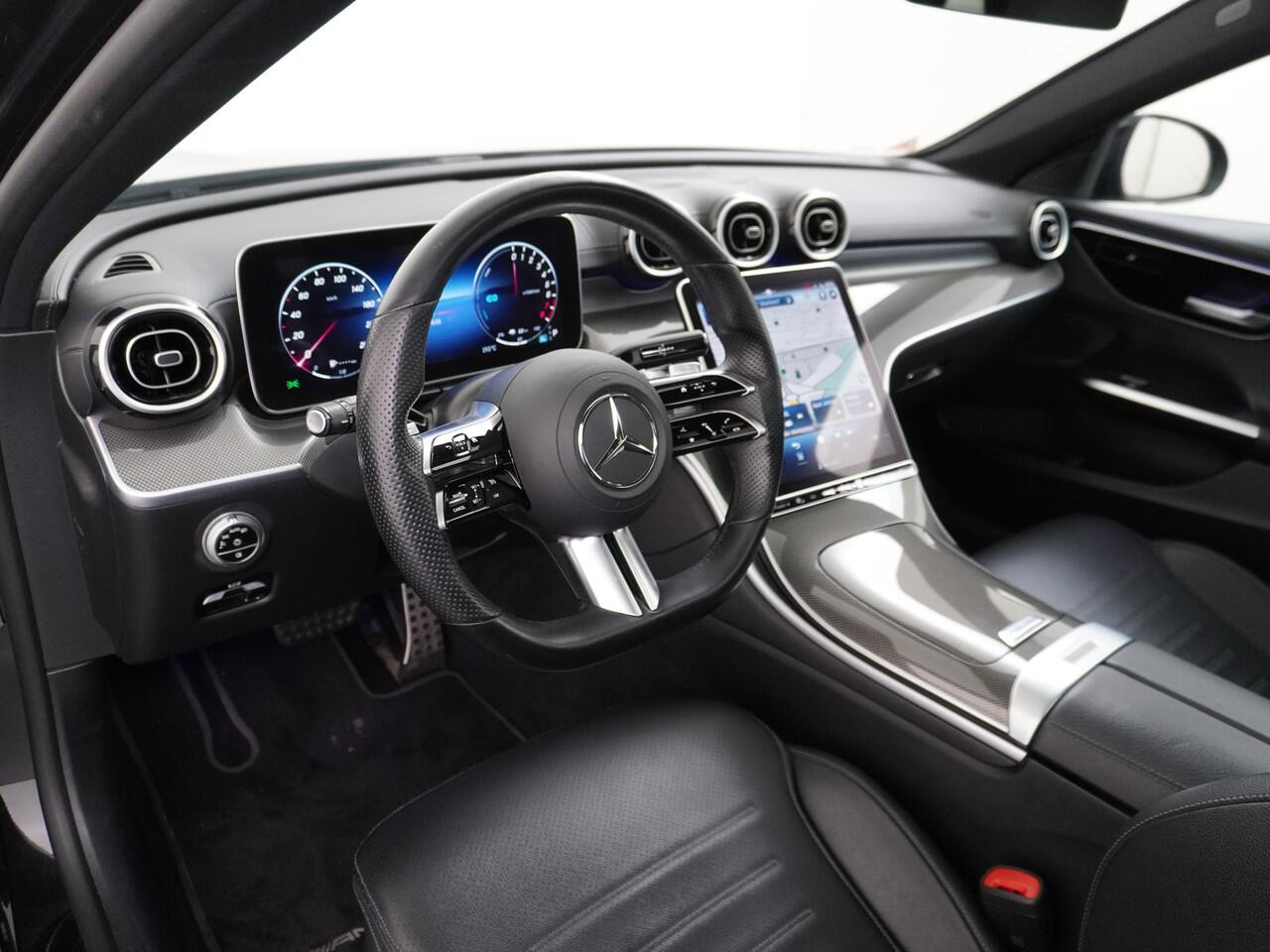 Mercedes-Benz C-KLASSE Estate 300 e AMG Line | Pano Sfeer