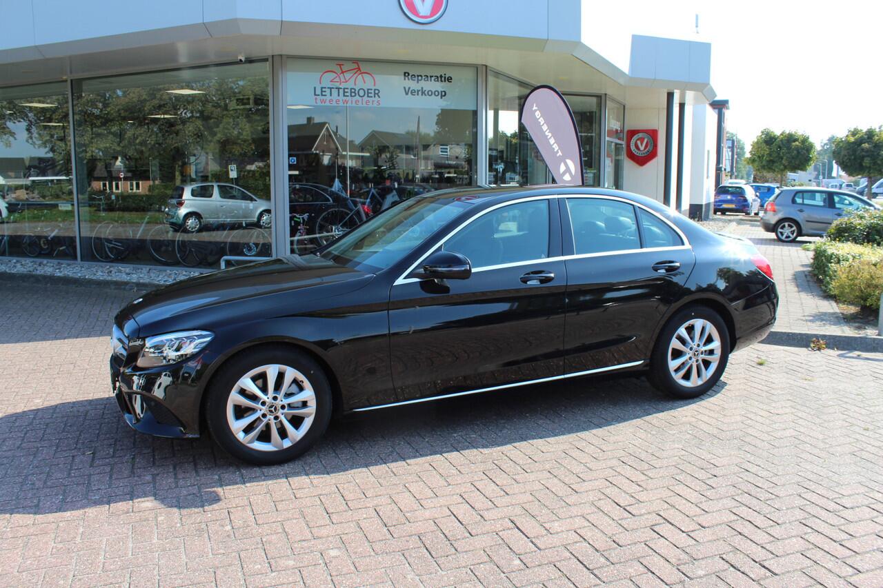 Mercedes-Benz C-KLASSE 180 Advantage Pack | Stoelverwarming | Lage KM | ZGAN |