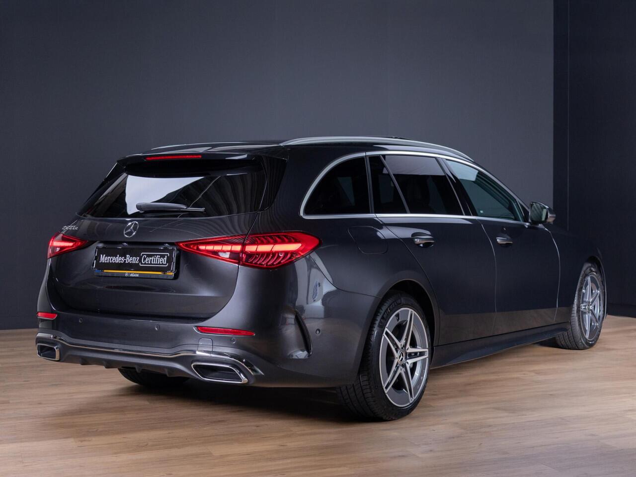 Mercedes-Benz C-KLASSE Estate 300 e Star Edition AMG Line Panorama dak | Trekhaak