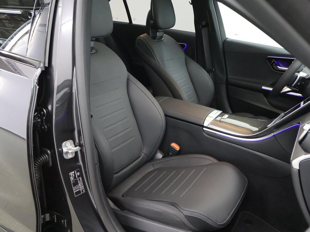 Mercedes-Benz C-KLASSE 180 Star Edition AMG Line Plus | Panoramadak | Apple carplay | 360 camera | Nightpakket | Memory zetels | Dodehoekassistent |