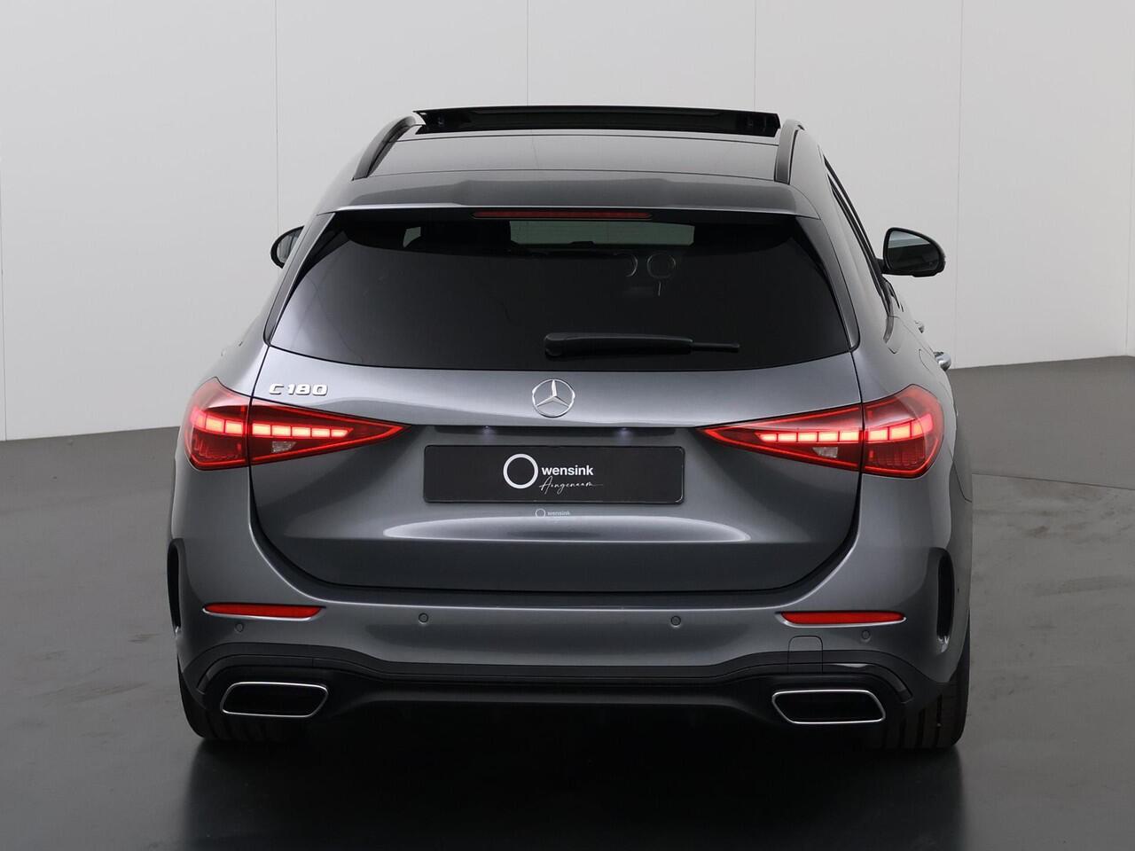 Mercedes-Benz C-KLASSE Estate 180 AMG Line | Night | Panoramadak | Memory stoelen | 360 camera | Sfeerverlichting | Stoelverwarming |