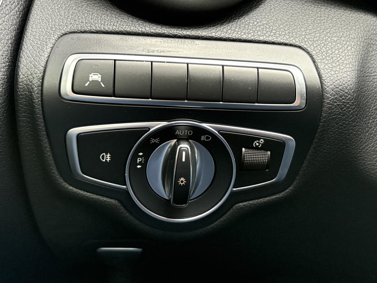 Mercedes-Benz C-KLASSE Cabrio 200 AMG Premium Plus Pack Stoelverwarming | Massagestoelen | Burmester | Leder-alcantara | Navi | Camera